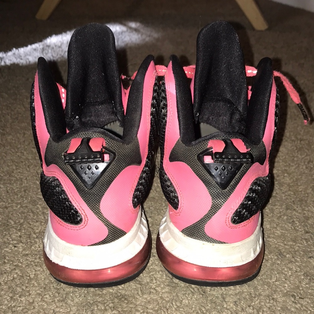 Lebron 9 - Picture 3 of 4
